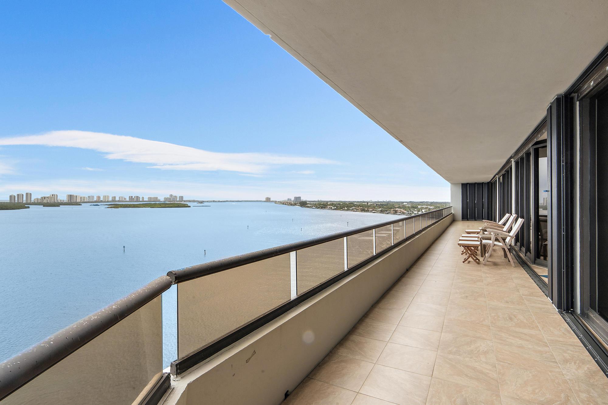 Old Port Cove - Lake Poin - Residential