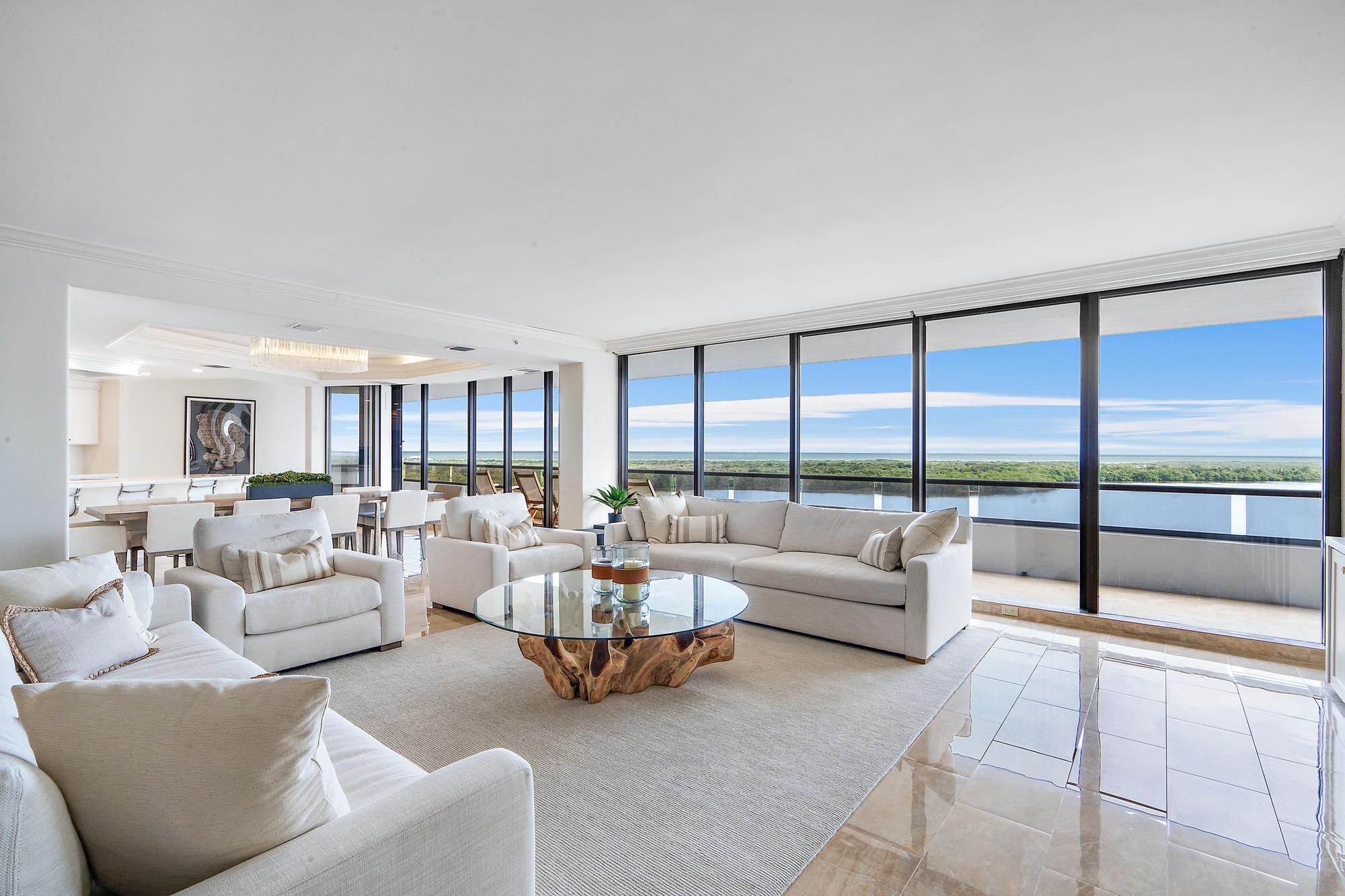 Old Port Cove - Lake Poin - Residential