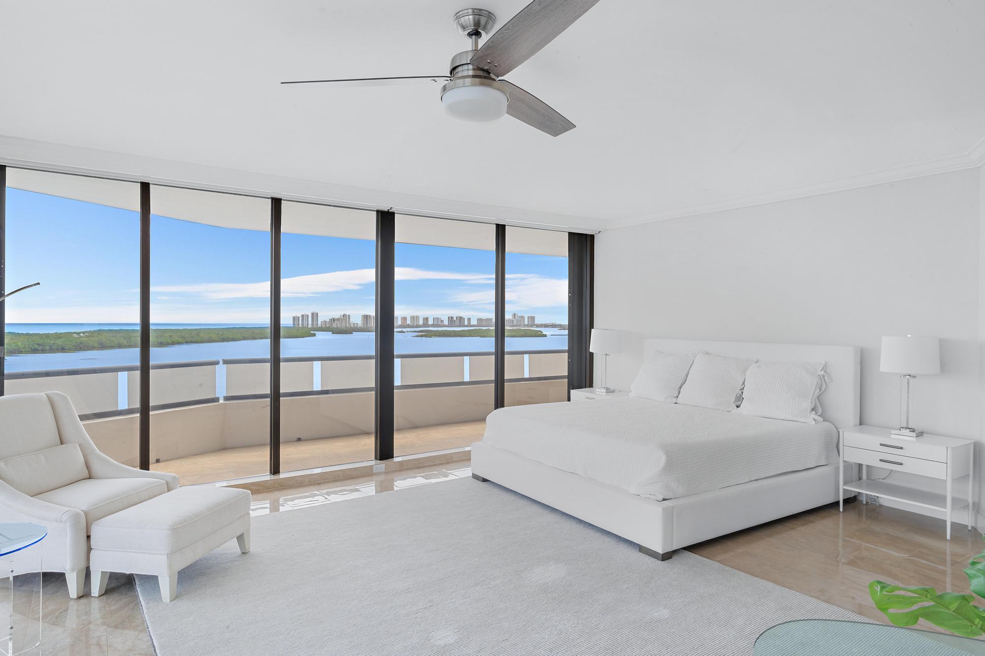 Old Port Cove - Lake Poin - Residential