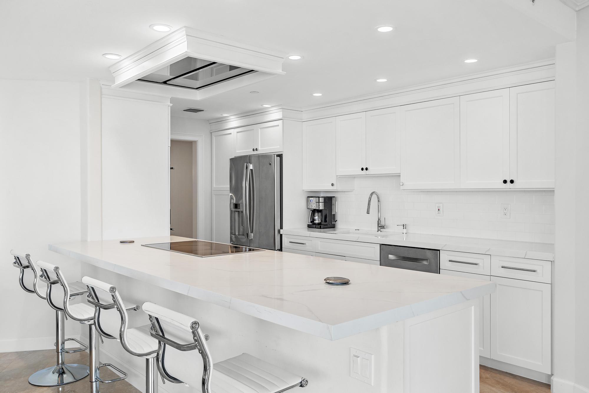 Old Port Cove - Lake Poin - Residential