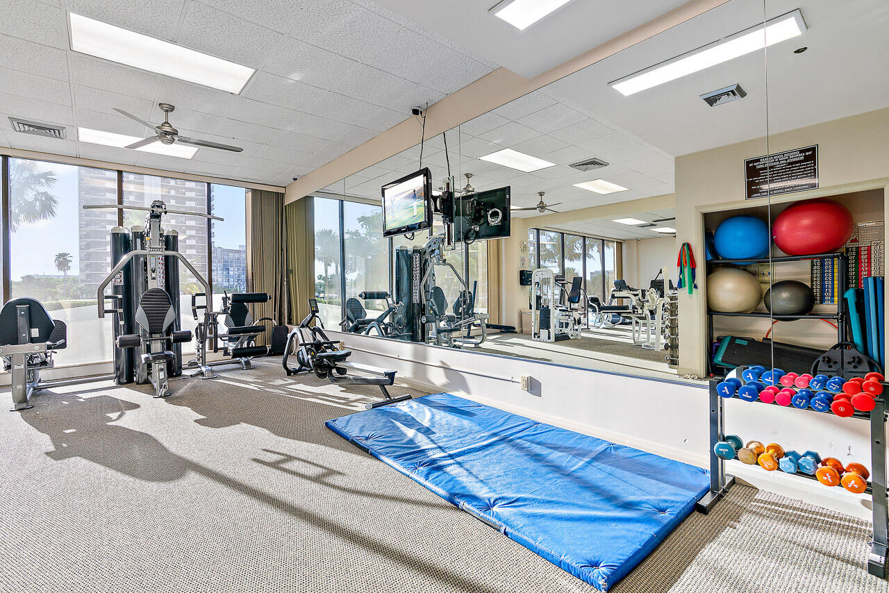 Old Port Cove - Lake Poin - Residential