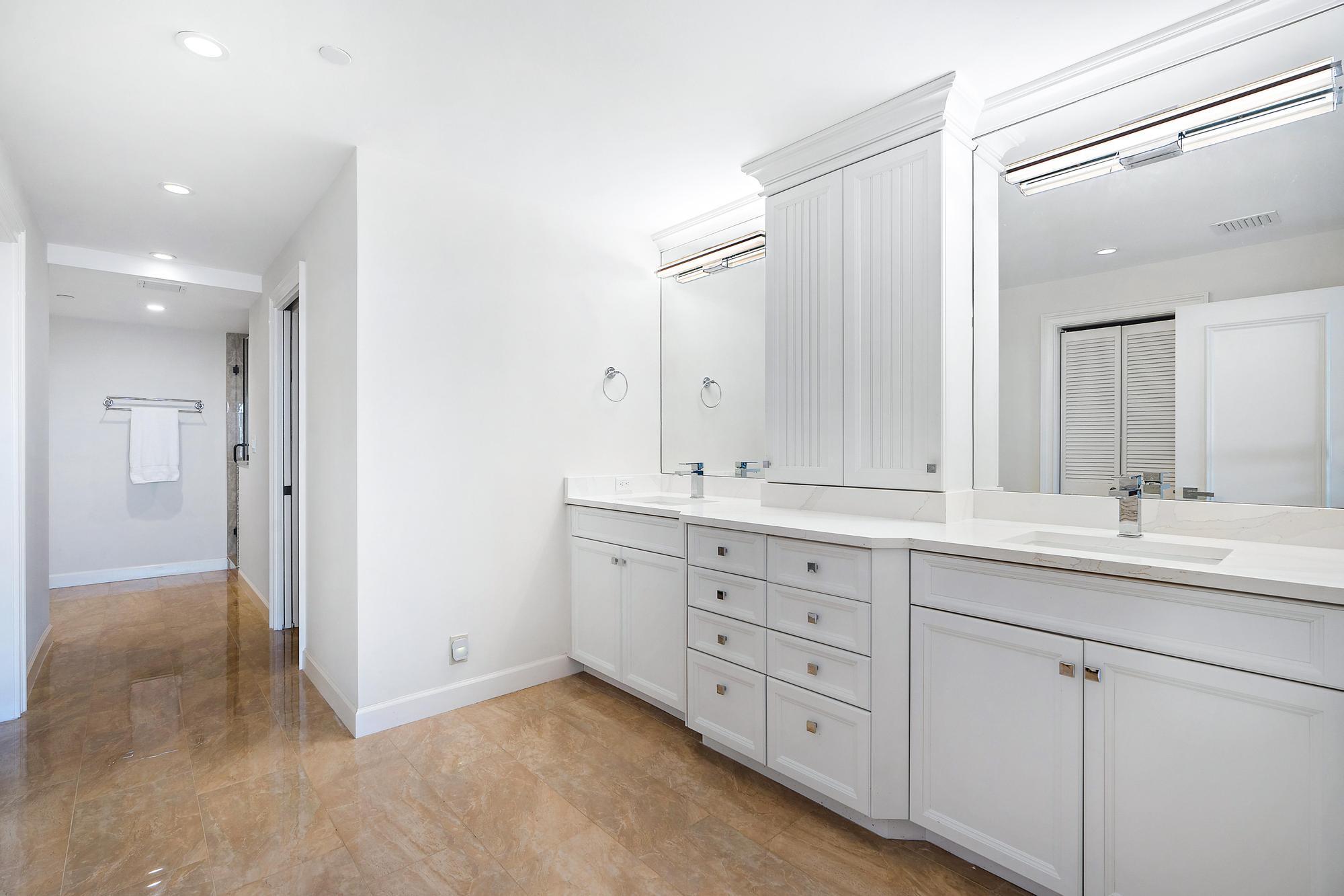 Old Port Cove - Lake Poin - Residential