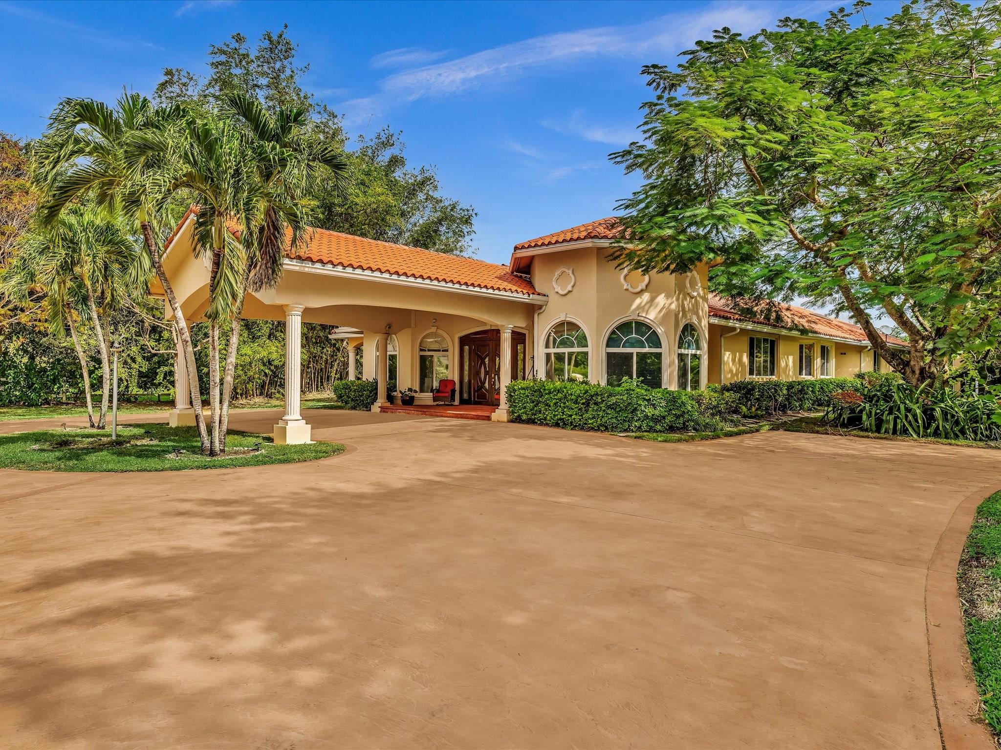 SUNSHINE RANCHES - Residential