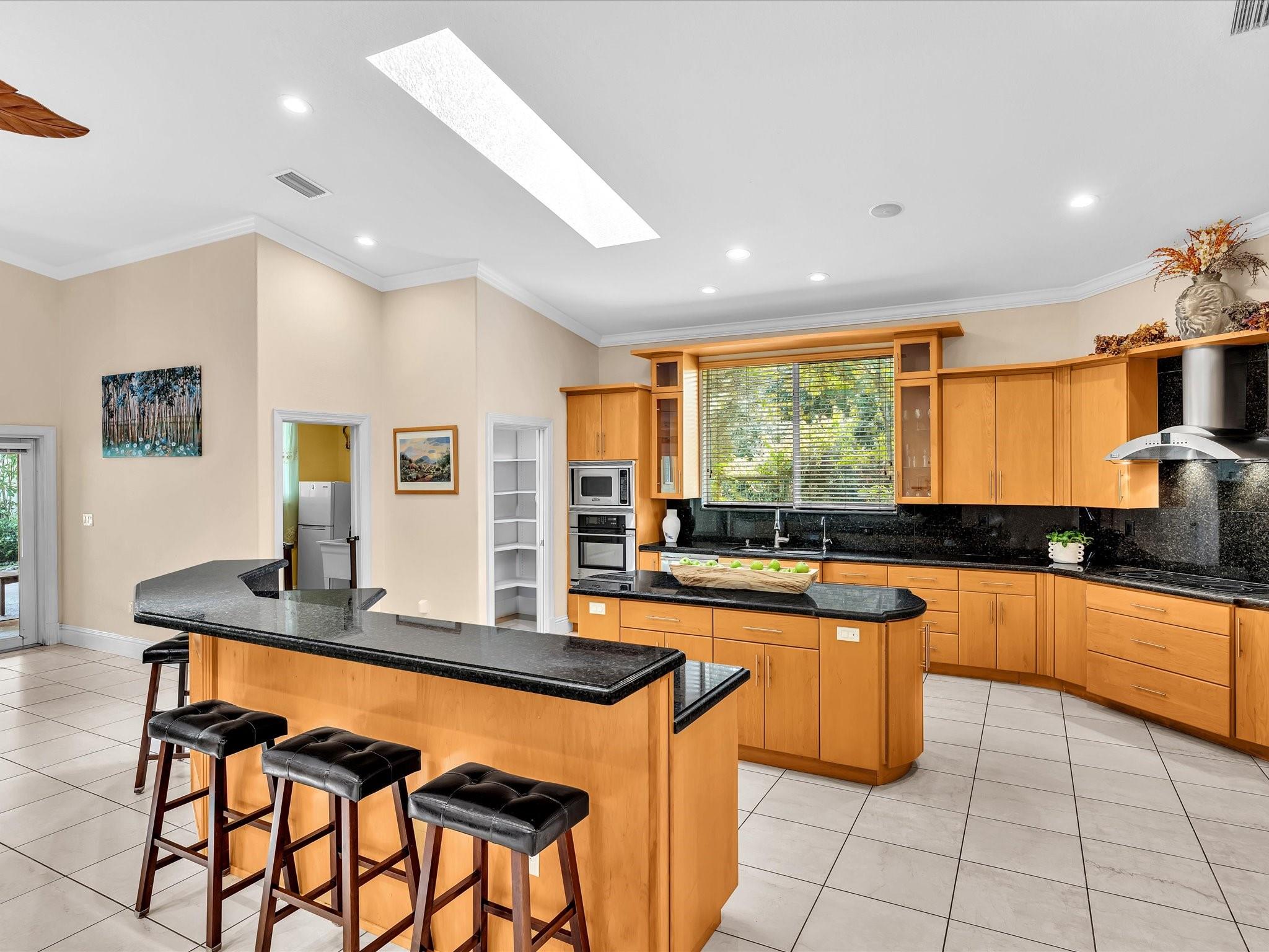 SUNSHINE RANCHES - Residential