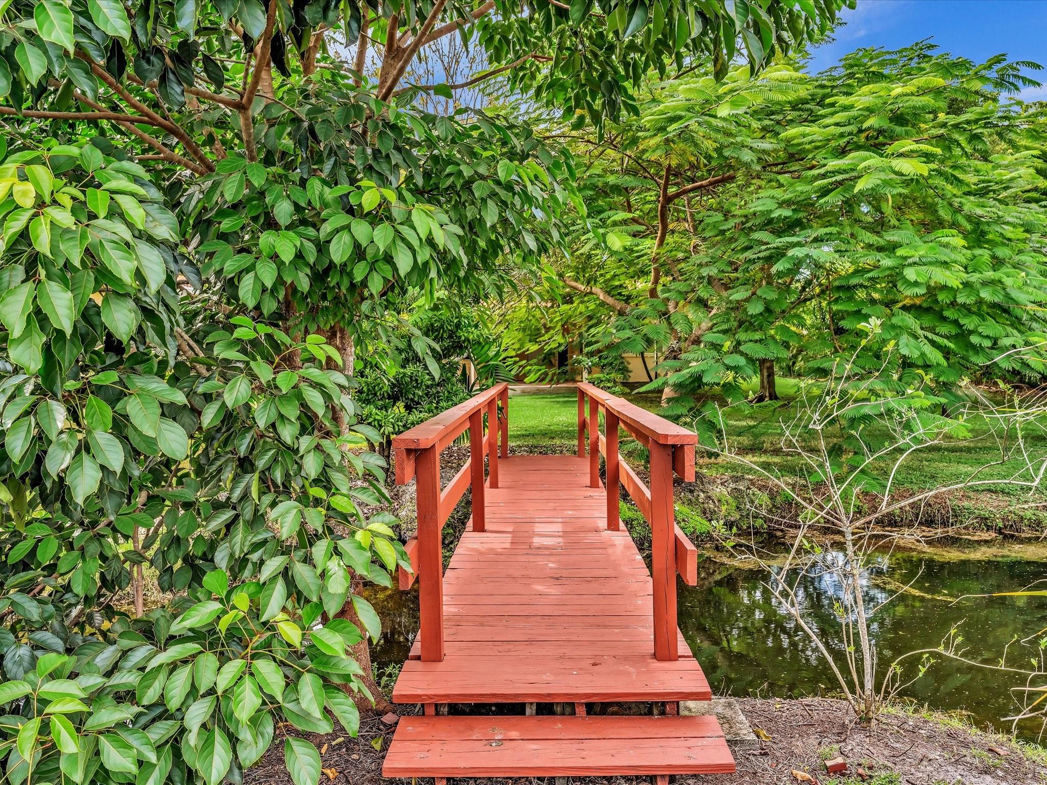 SUNSHINE RANCHES - Residential