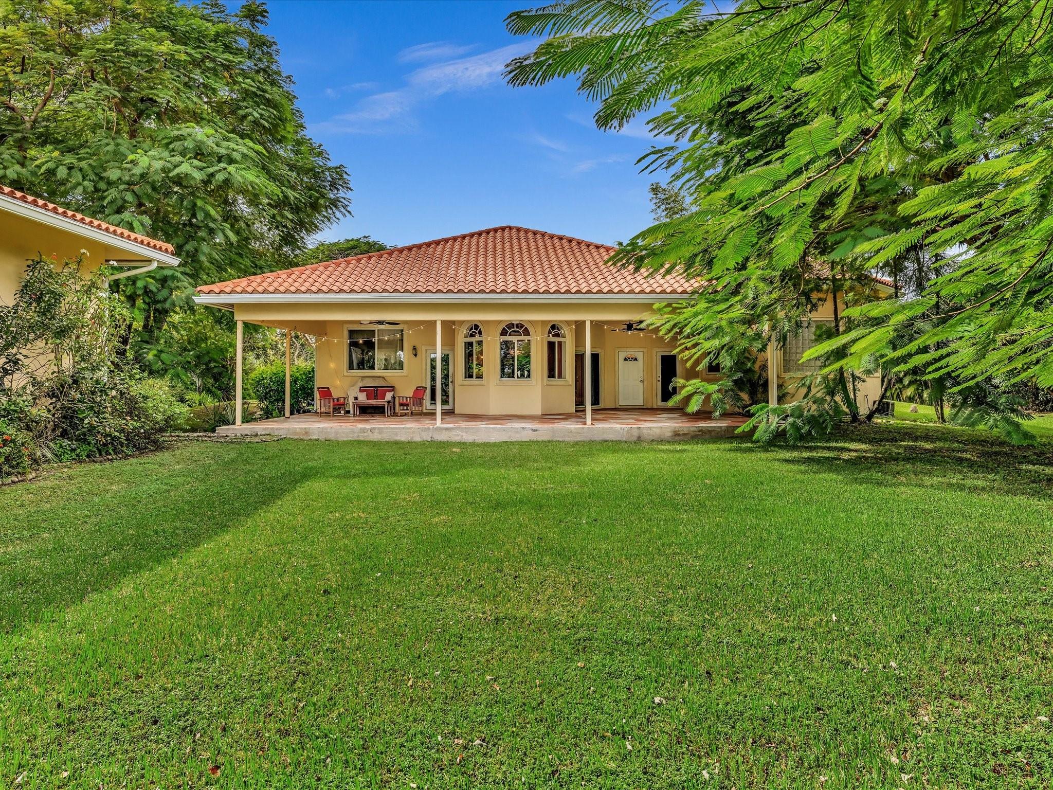 SUNSHINE RANCHES - Residential