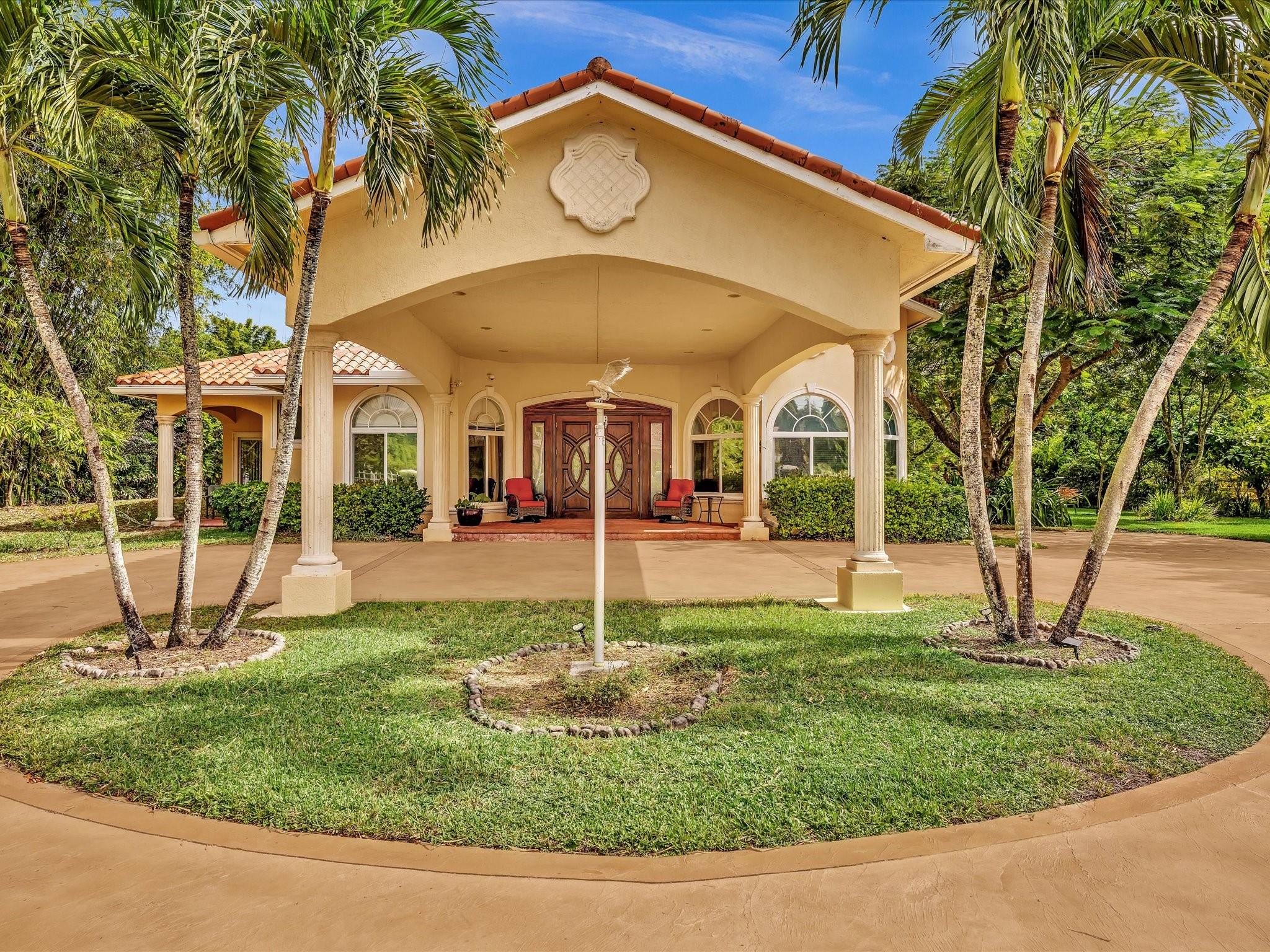 SUNSHINE RANCHES - Residential