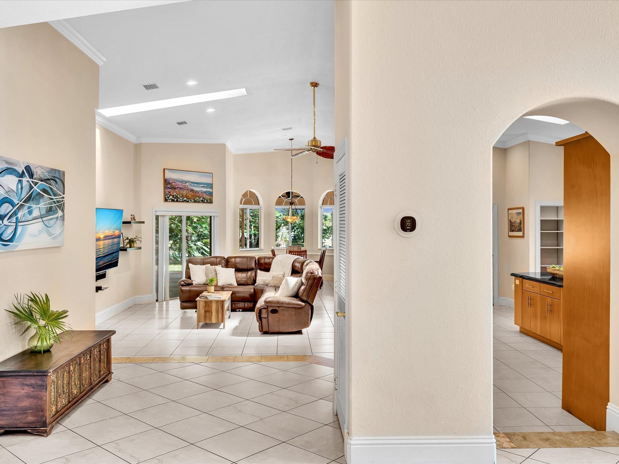 SUNSHINE RANCHES - Residential