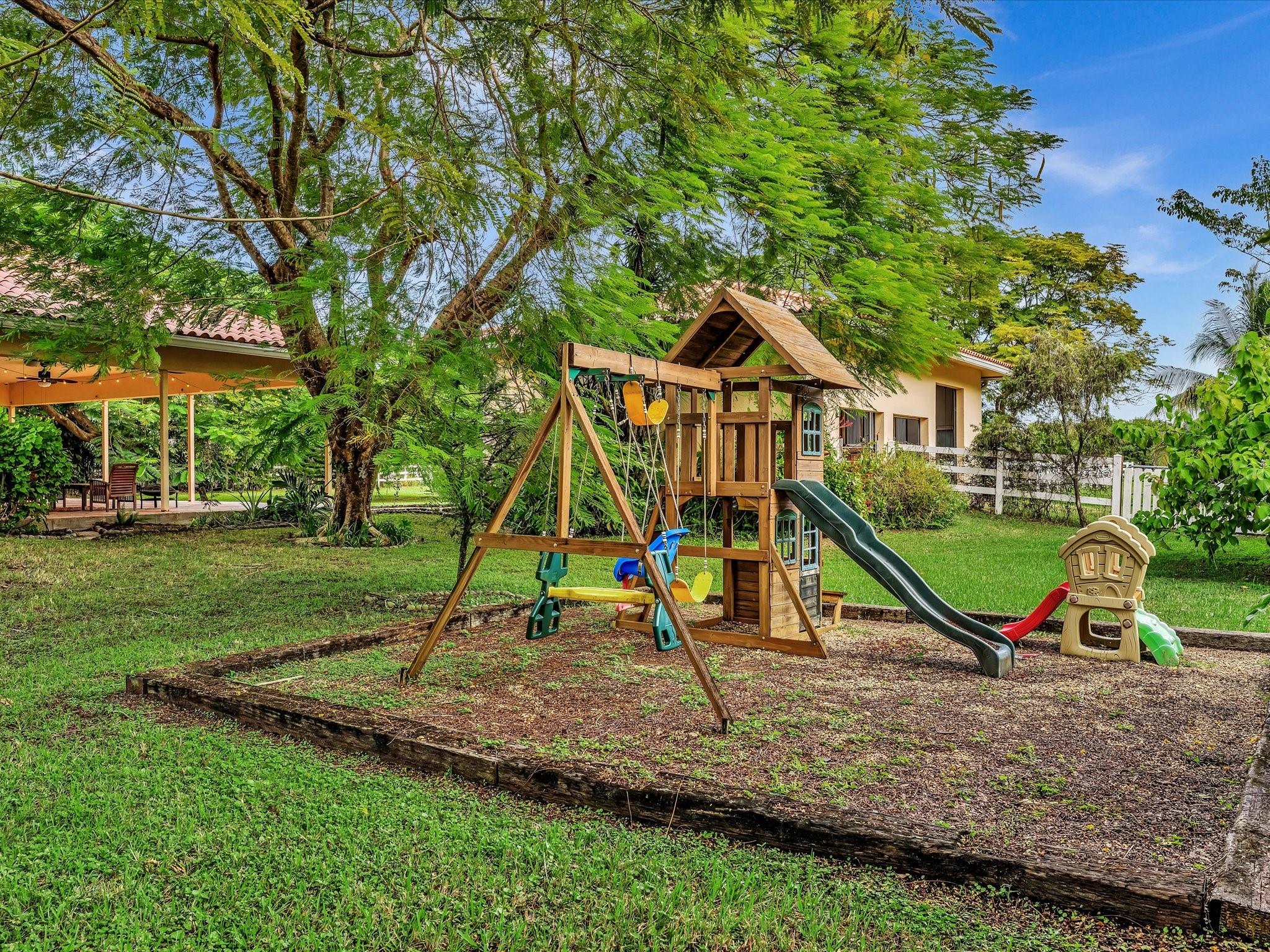 SUNSHINE RANCHES - Residential