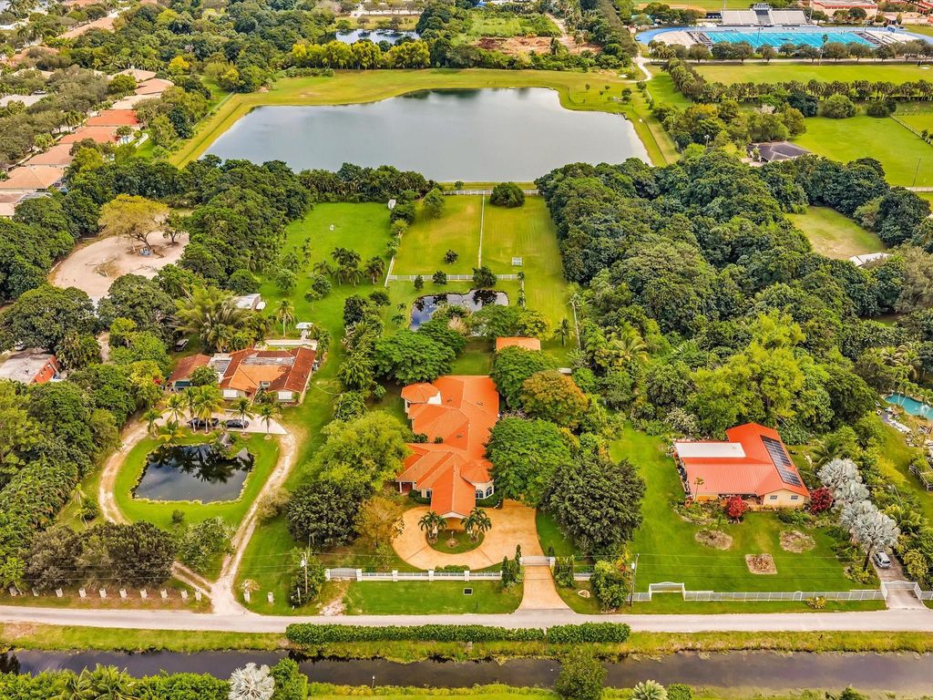 Photo of 5290 SW 130th Avenue, Southwest Ranches, FL 33330 (MLS # F10534054)