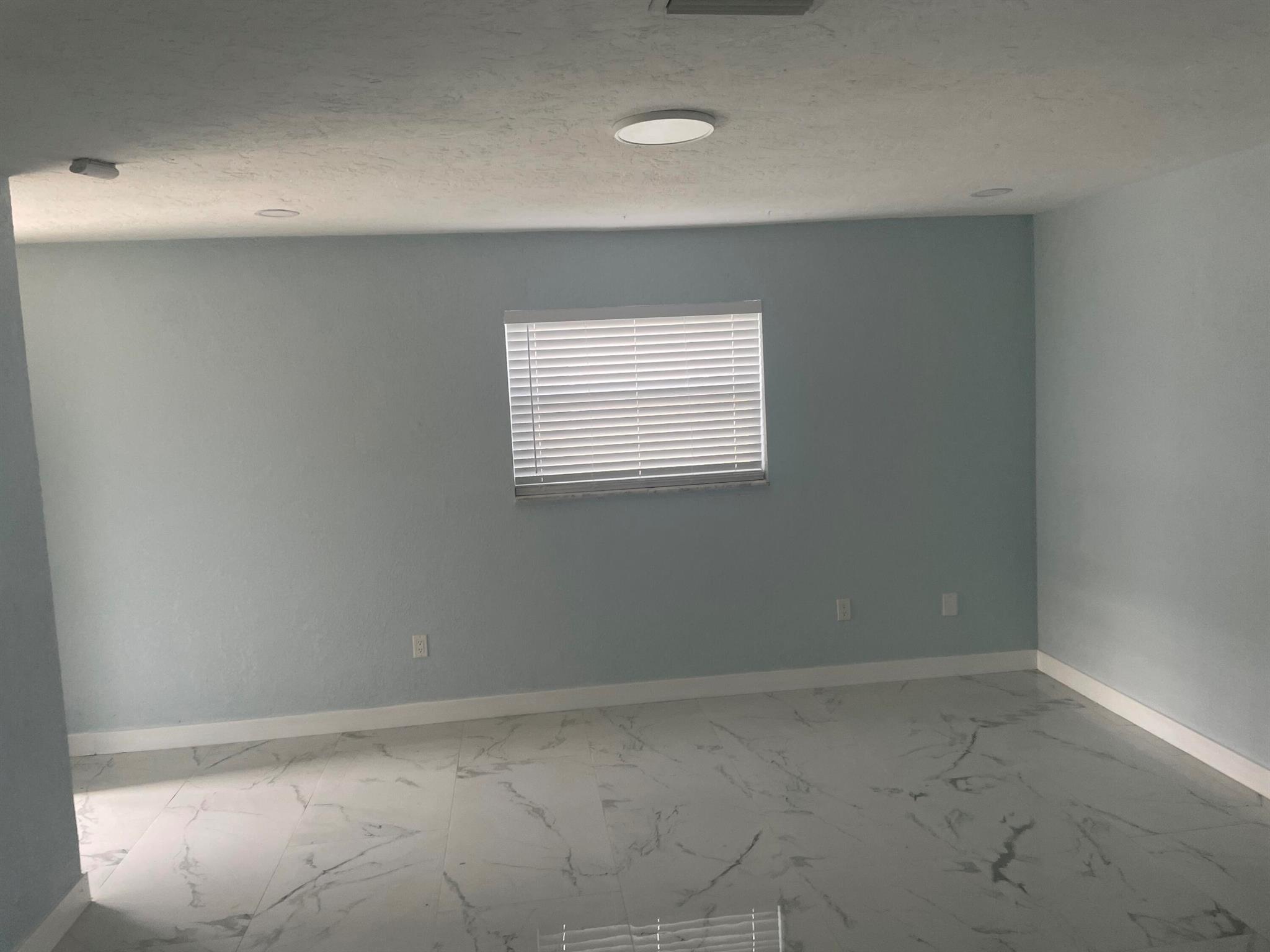 Kenwood - Residential Lease