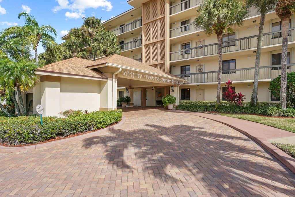 Photo of 2301 Marina Isle Way #104, Jupiter, FL 33477 (MLS # R10859432)