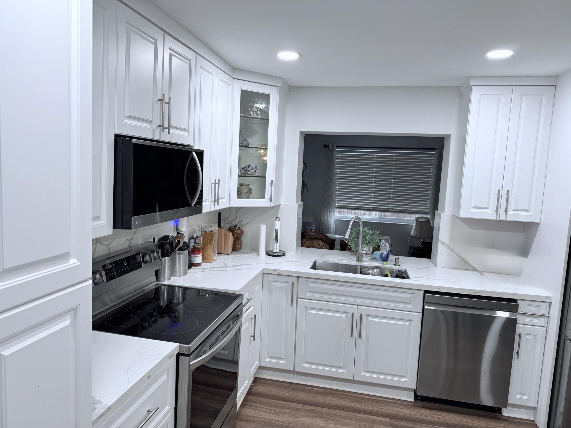 View photos, virtual tours, details... 10900 NW 18th Place