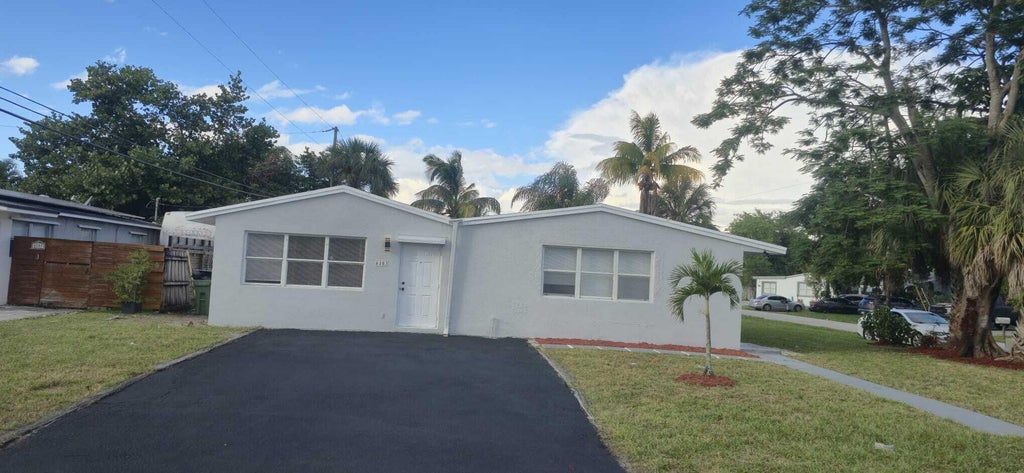 Photo of 6103 SW 2ND Street, Margate, FL 33068 (MLS # B26091758)