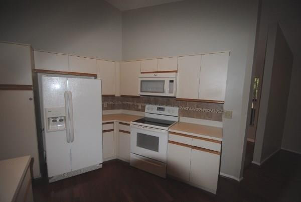 Jacaranda Prcl 108 141-2 - Residential Lease