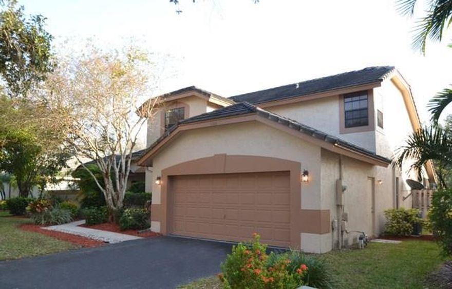 Great property in Plantation, FL, offers a stunning layout. Enjoy peace of mind and the best quality ownership for a rental in the area. ONLY ONE MONTH DEPOSIT REQUIRED for qualified tenants. All kitchen appliances installed and maintained by landlord. One or Two years lease welcome in this beautiful home. PET FRIENDLY (some restrictions may apply). Easy to show - Vacant.