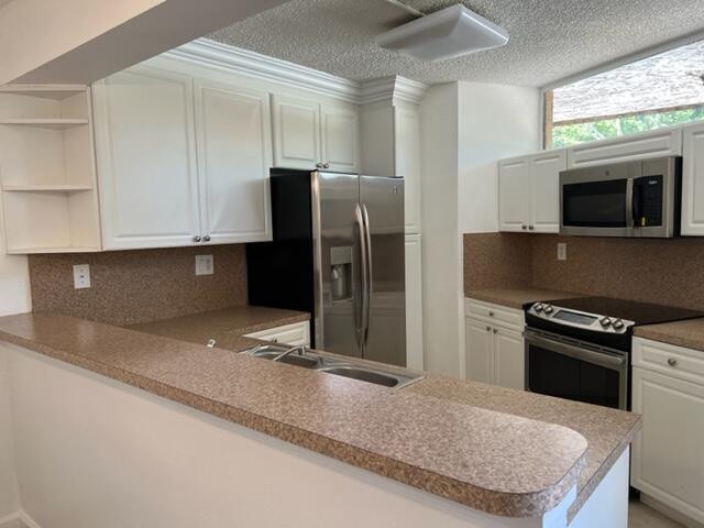 BOCA RIO NORTH - Residential Lease