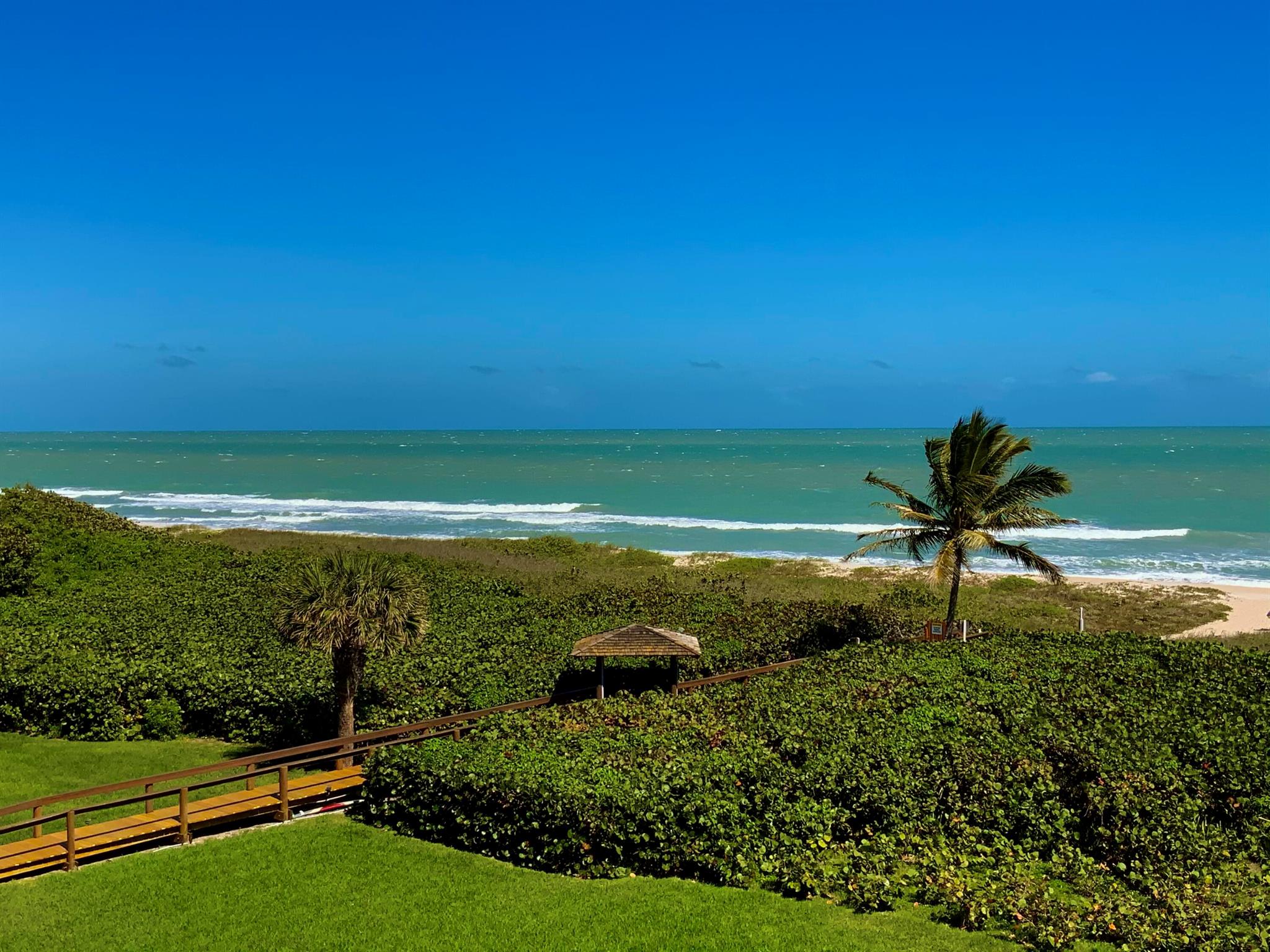 SEA PALMS CONDOMINIUM - Residential Lease