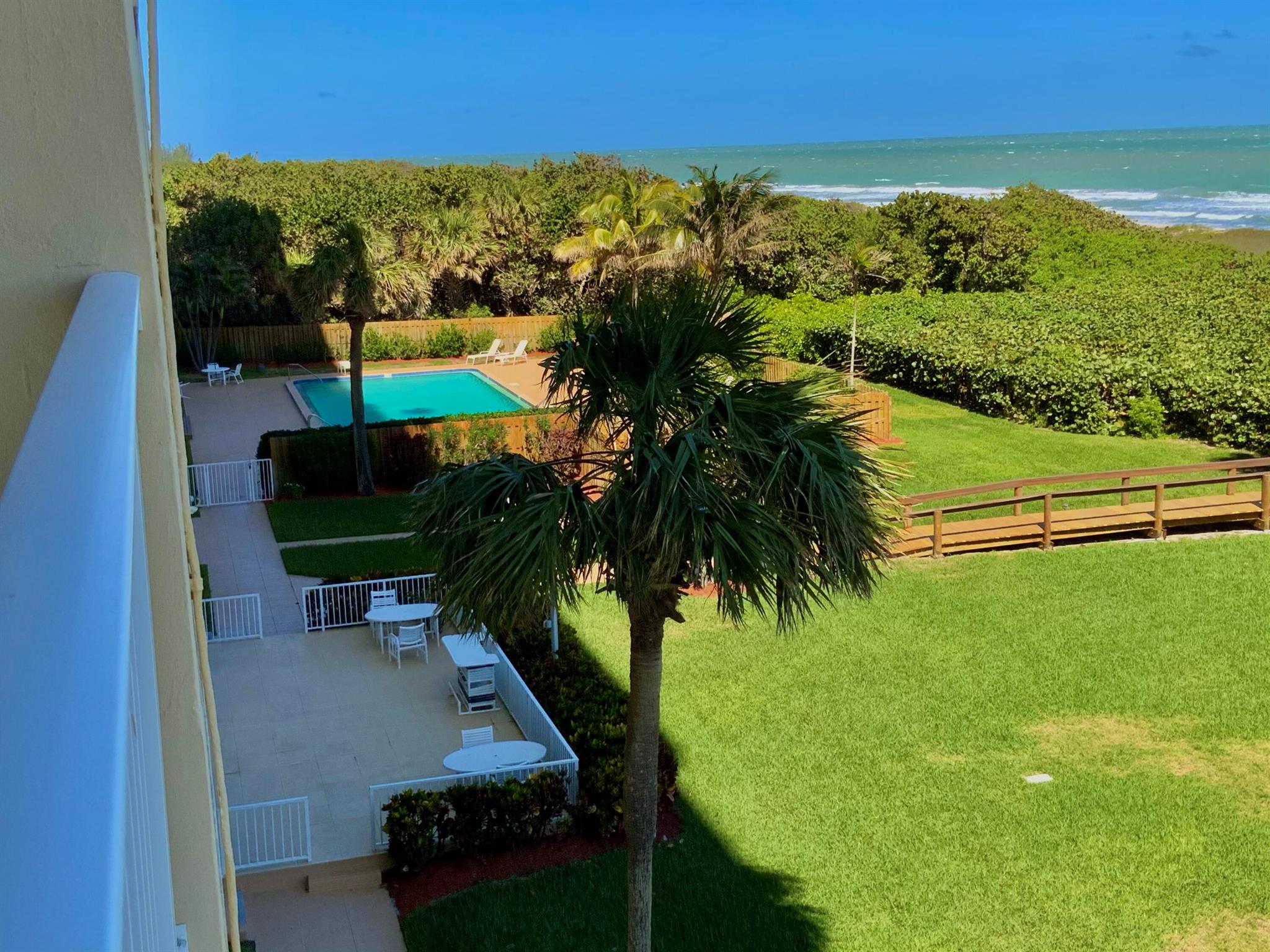 SEA PALMS CONDOMINIUM - Residential Lease