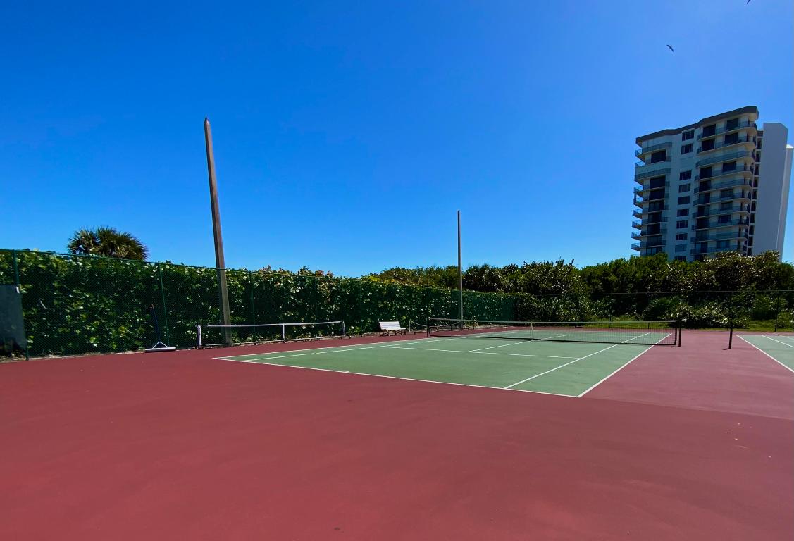 SEA PALMS CONDOMINIUM - Residential Lease