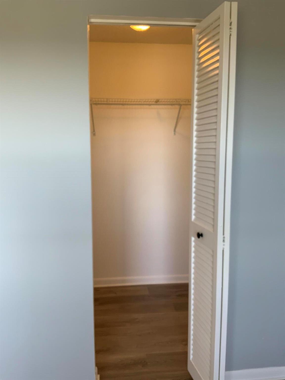 SEA PALMS CONDOMINIUM - Residential Lease