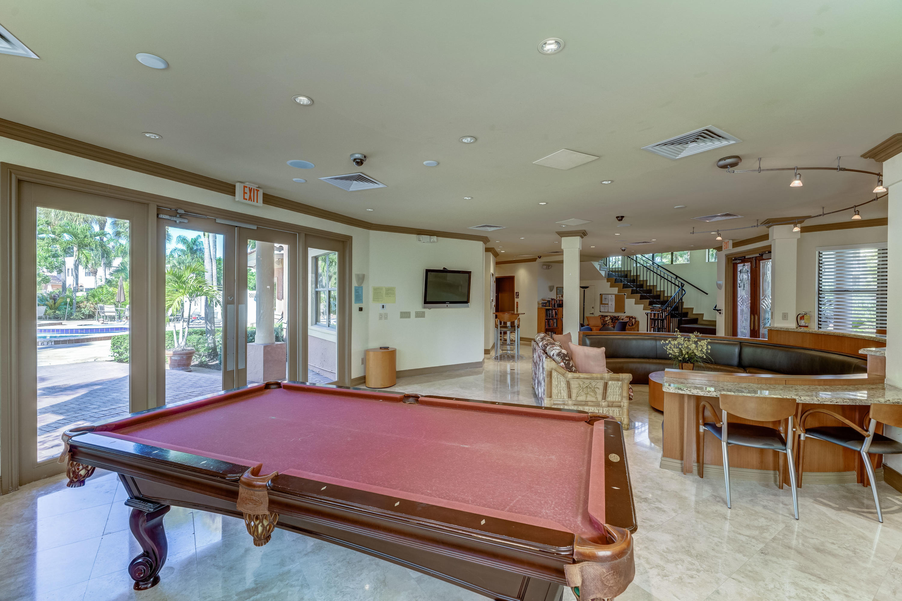 UNO LAGO 7 CONDO - Residential Lease