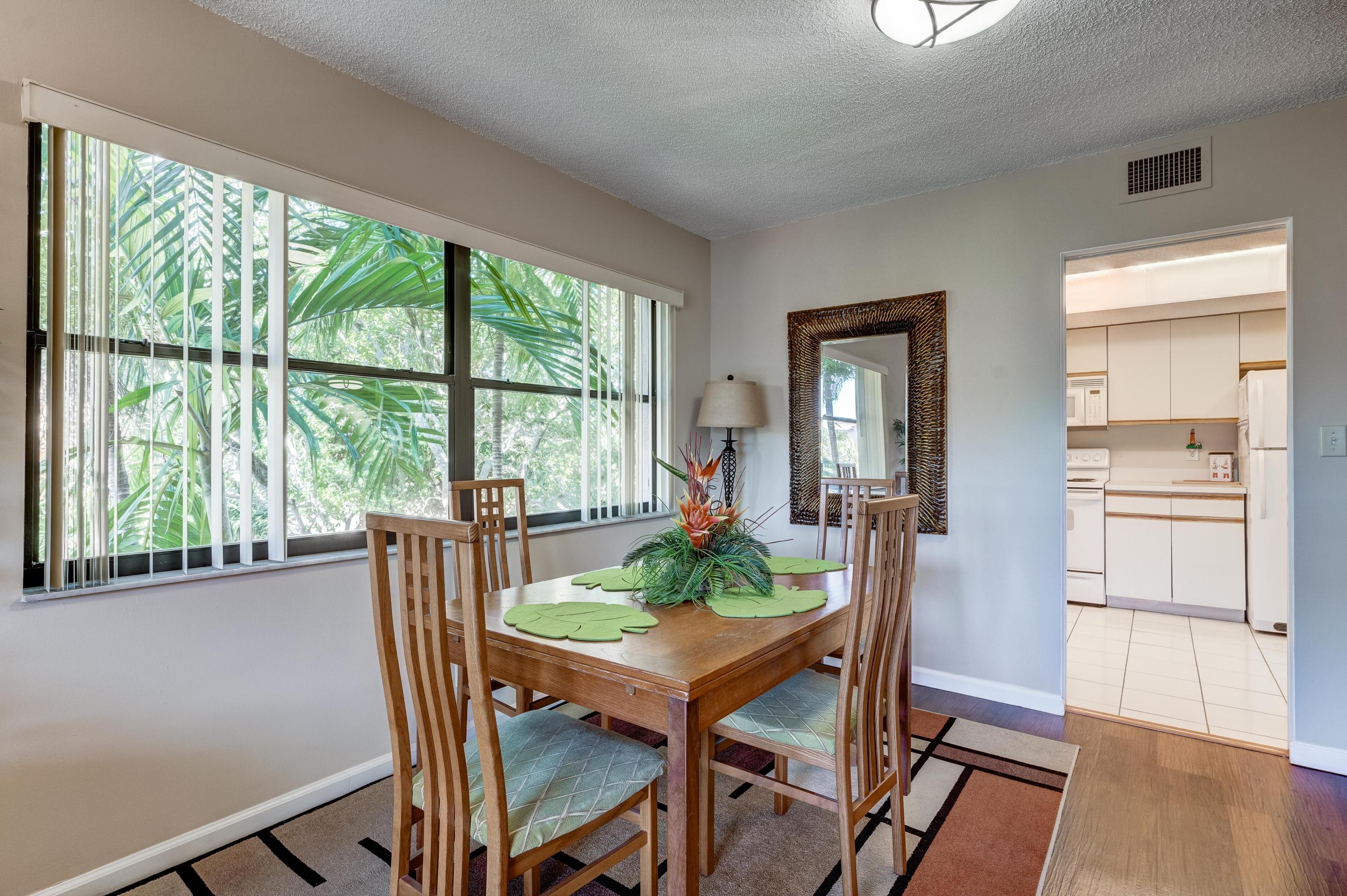 UNO LAGO 7 CONDO - Residential Lease