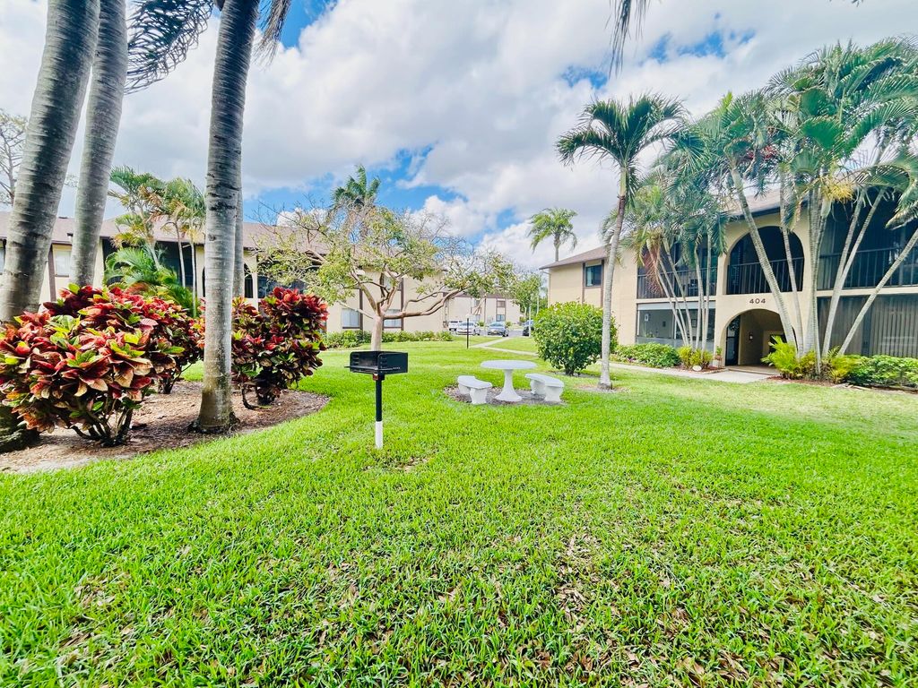 Photo of 408 Pine Glen Lane #C-2, Greenacres, FL 33463 (MLS # B26005060)