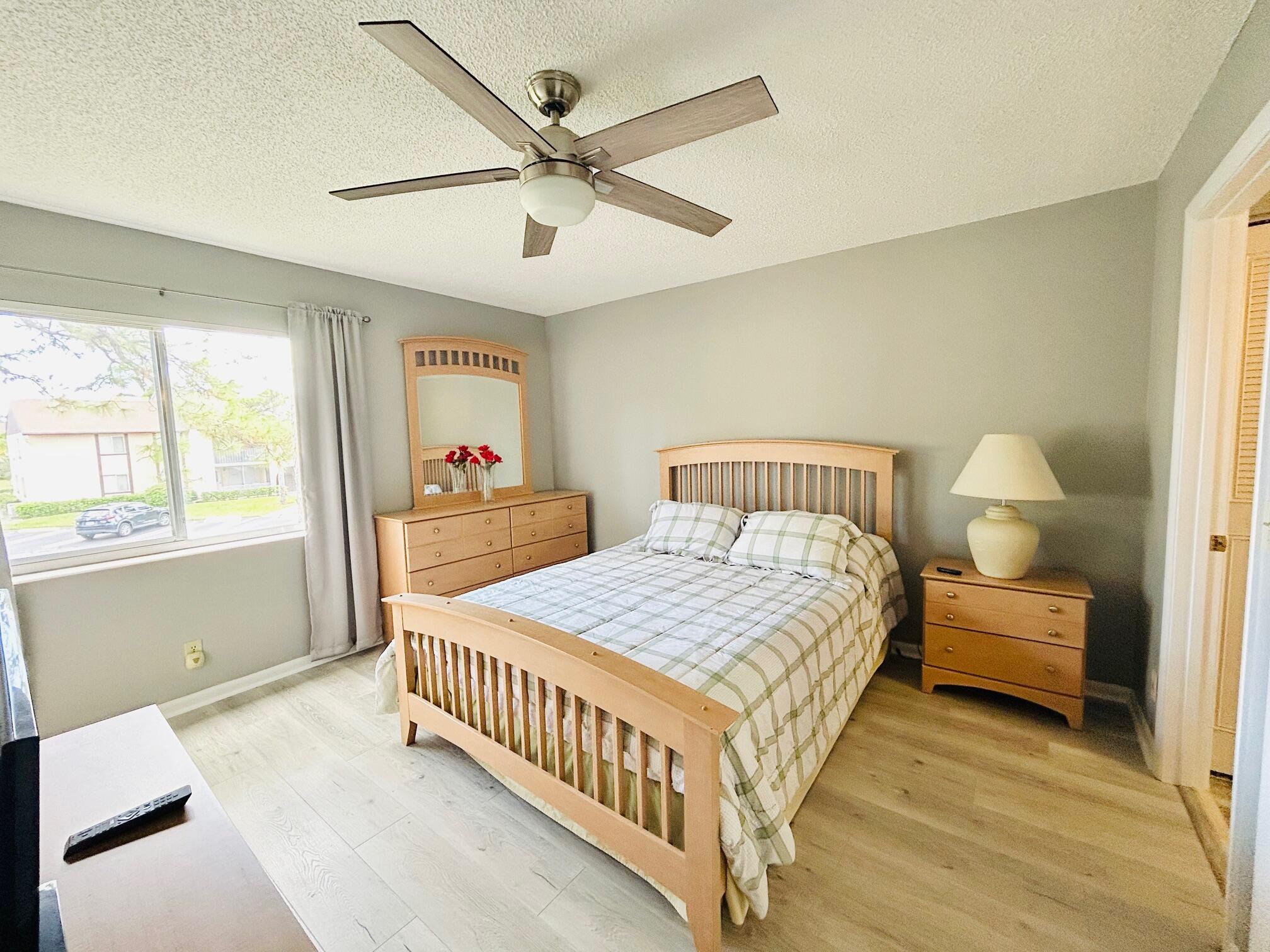 PINE RIDGE SOUTH IV CONDO - Residential Lease