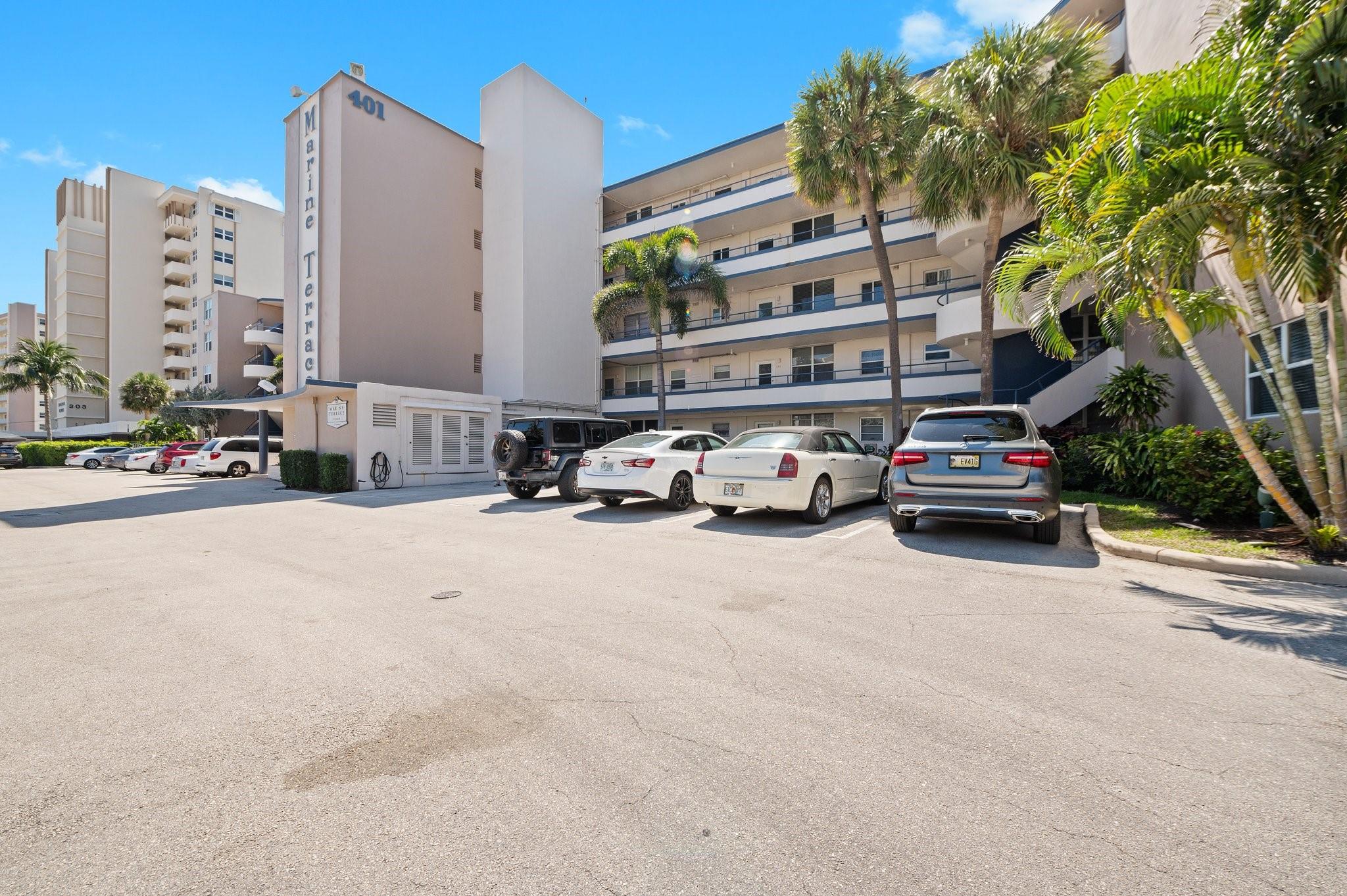401 N Riverside Dr 207