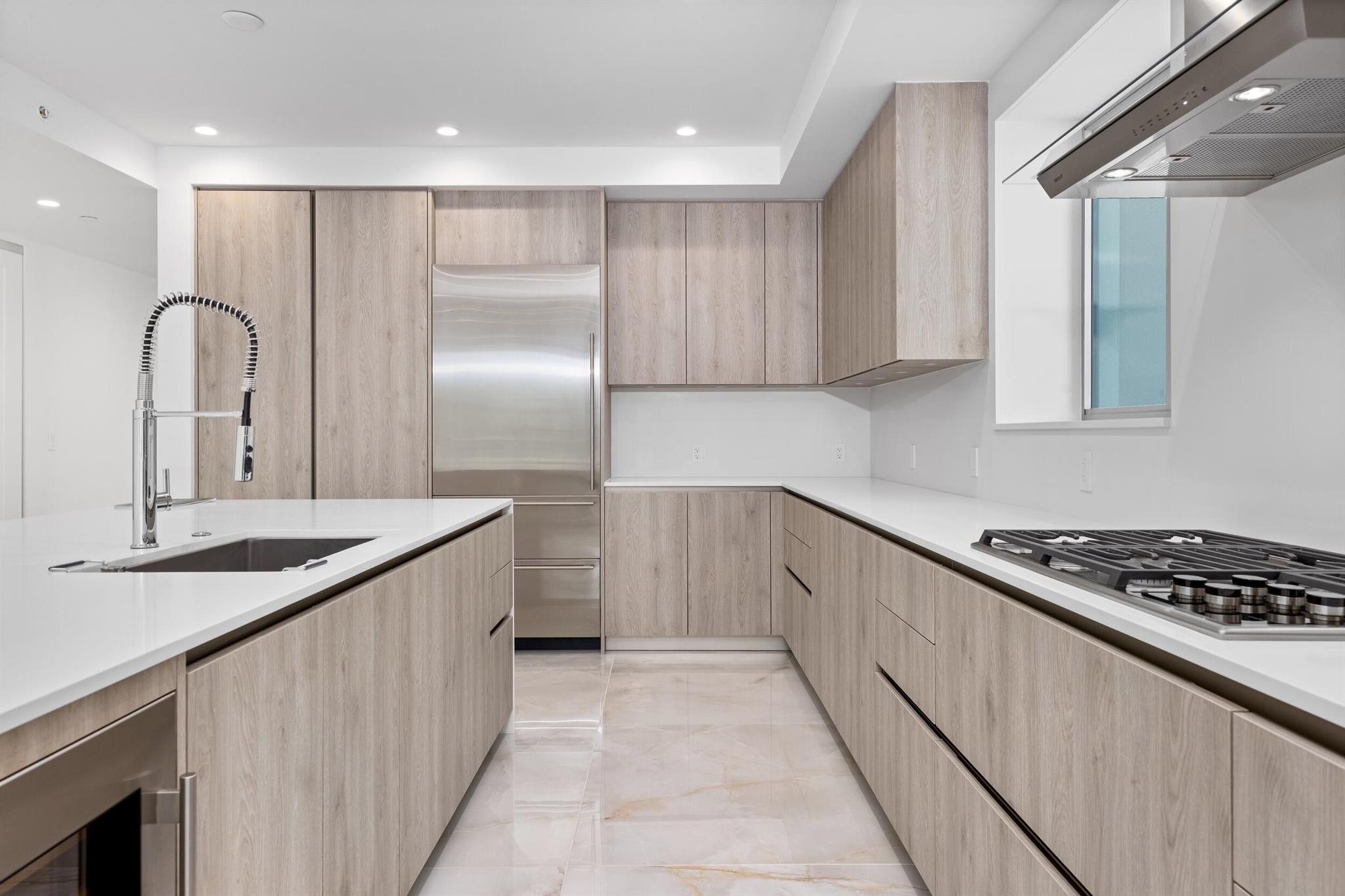 475 E Royal Palm Road 205