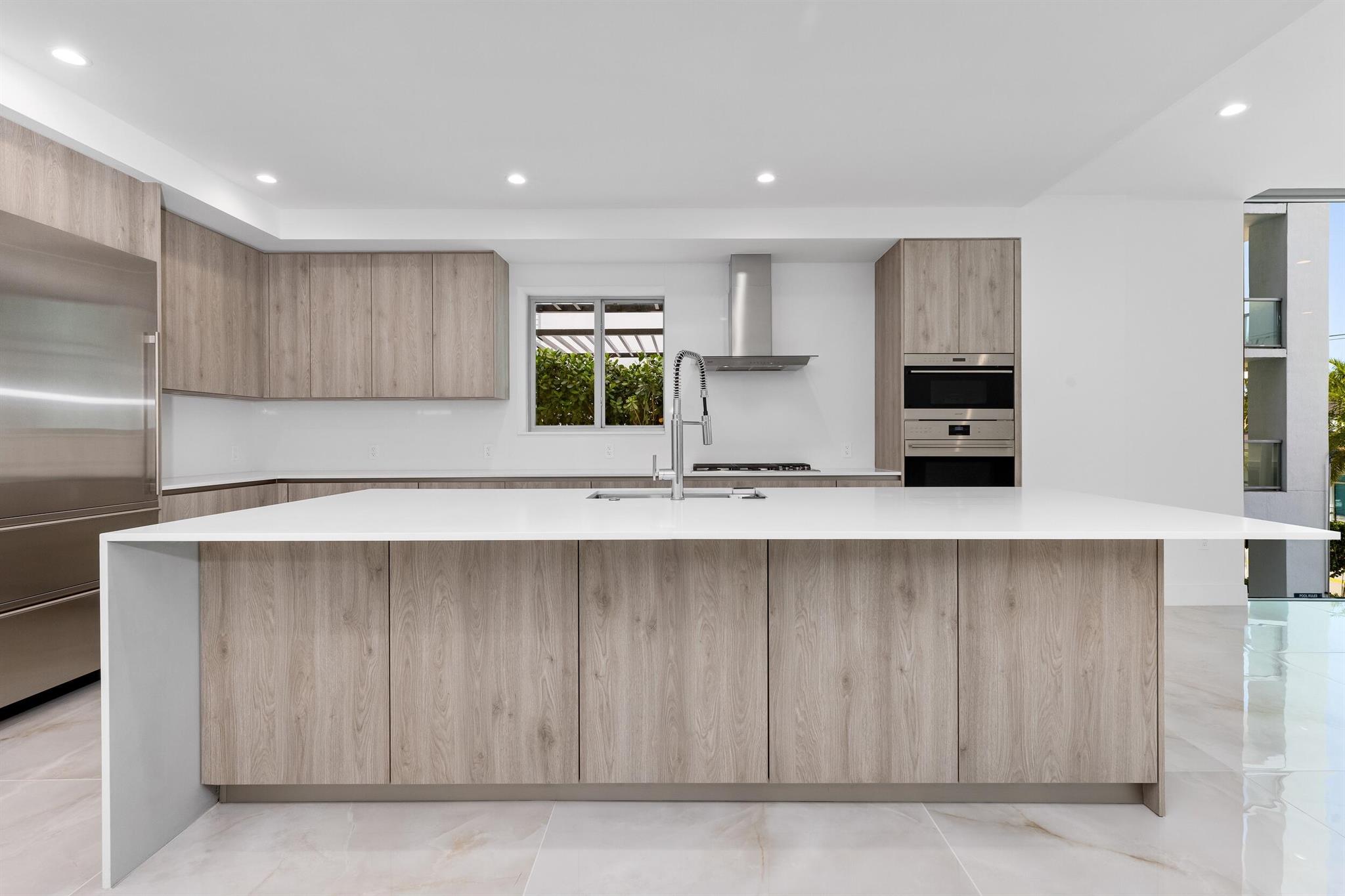 475 E Royal Palm Road 205