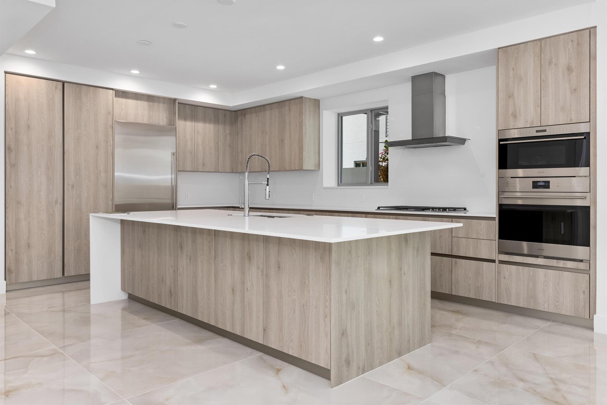 475 E Royal Palm Road 205