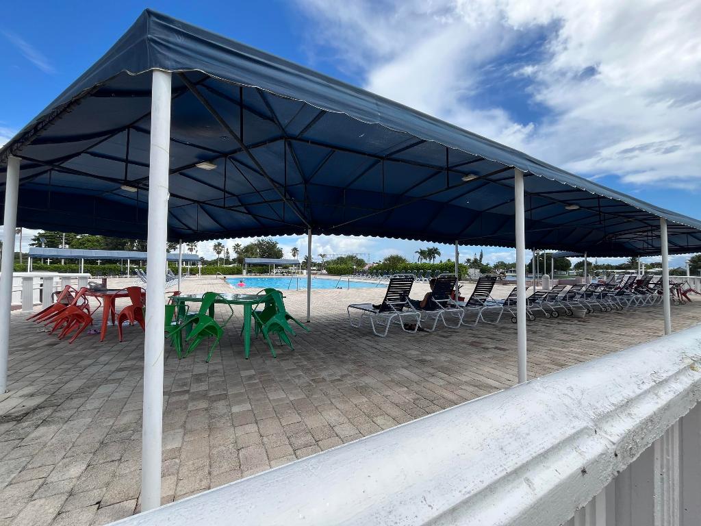 RAVENSWOOD ESTATES & MARINAS - Residential