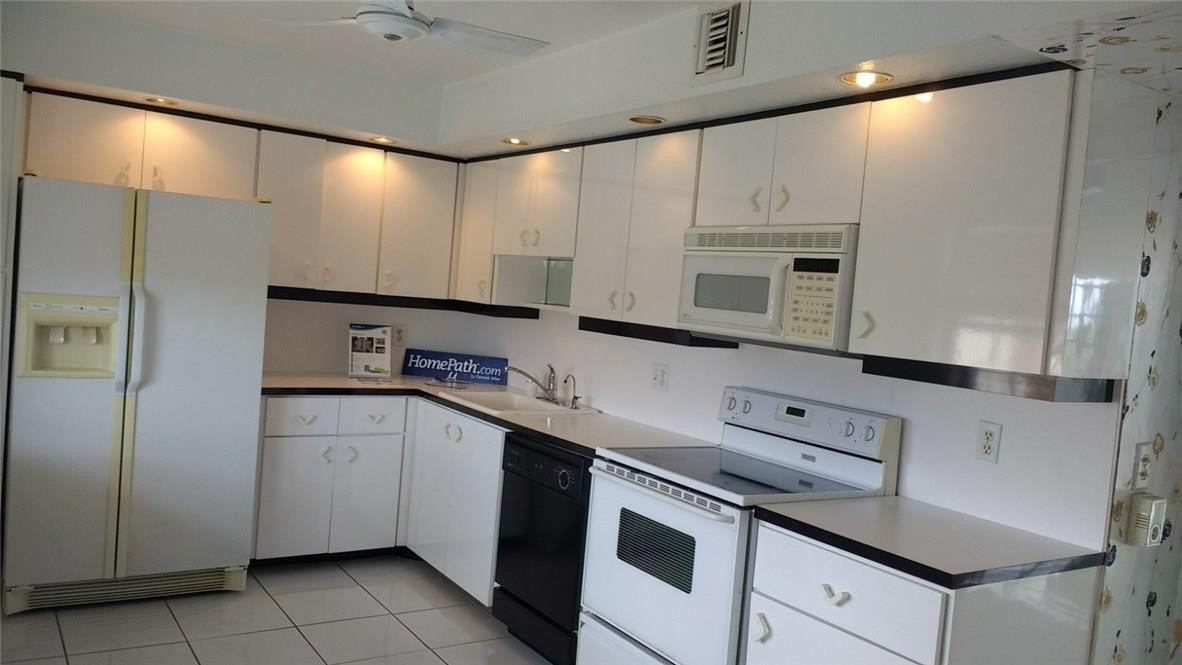 Palm Aire CC - Residential
