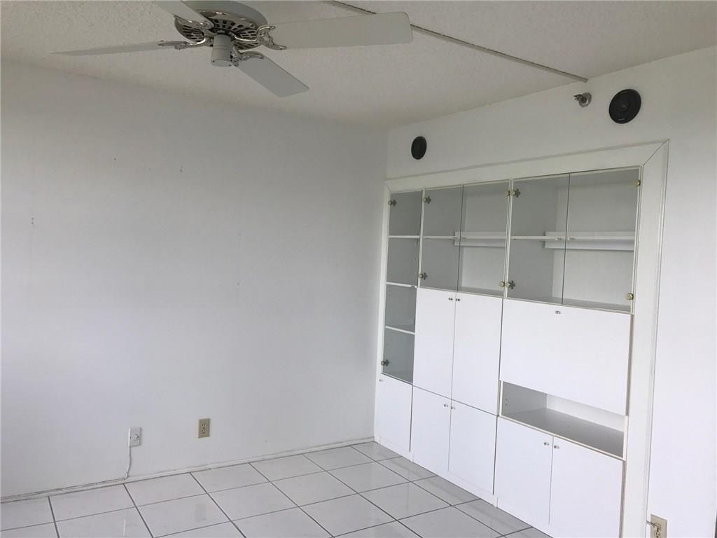 Palm Aire CC - Residential