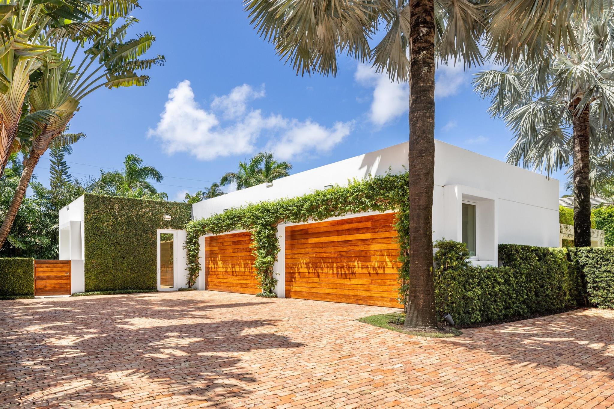 POINCIANA PARK - Residential