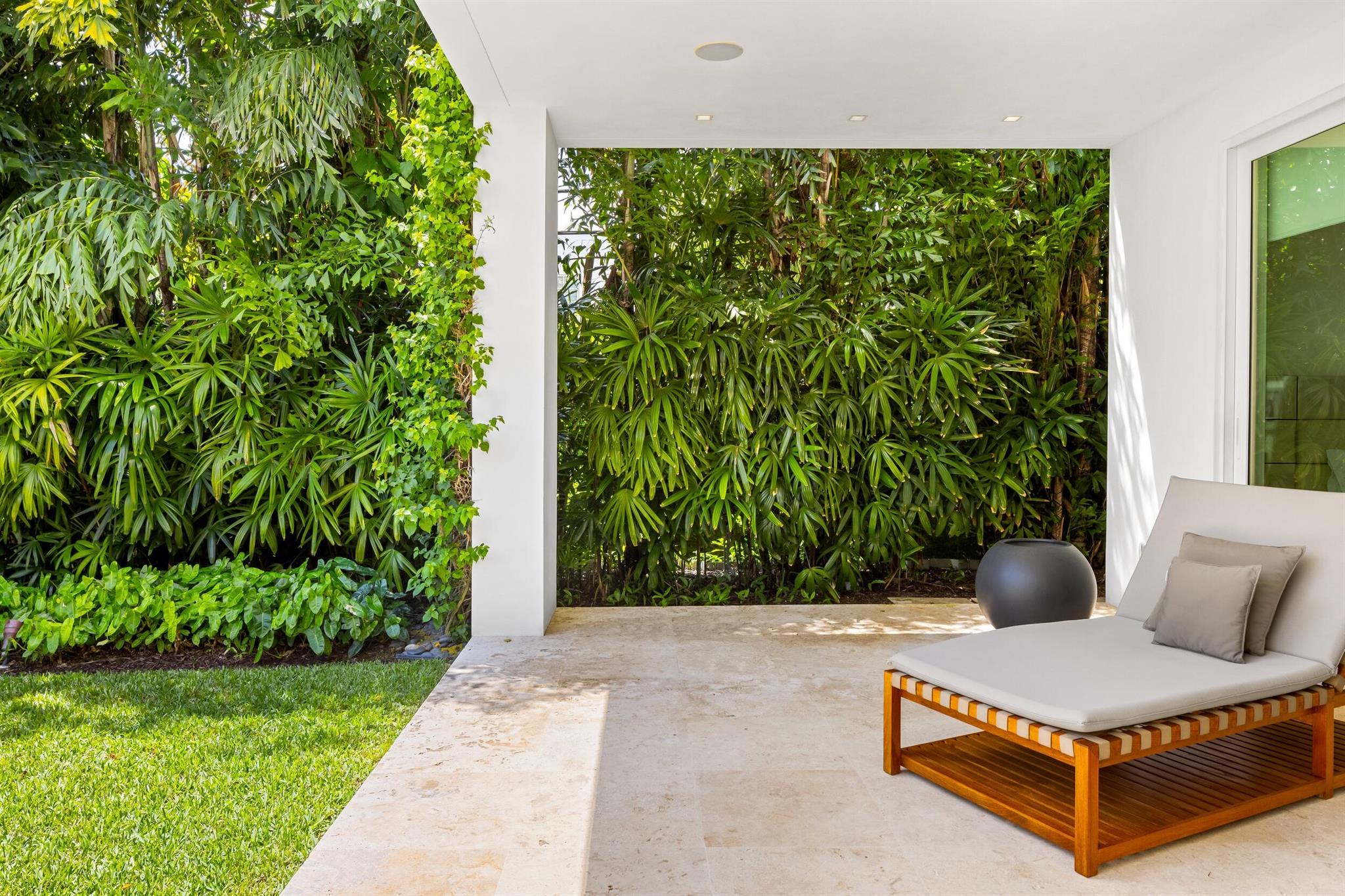 POINCIANA PARK - Residential