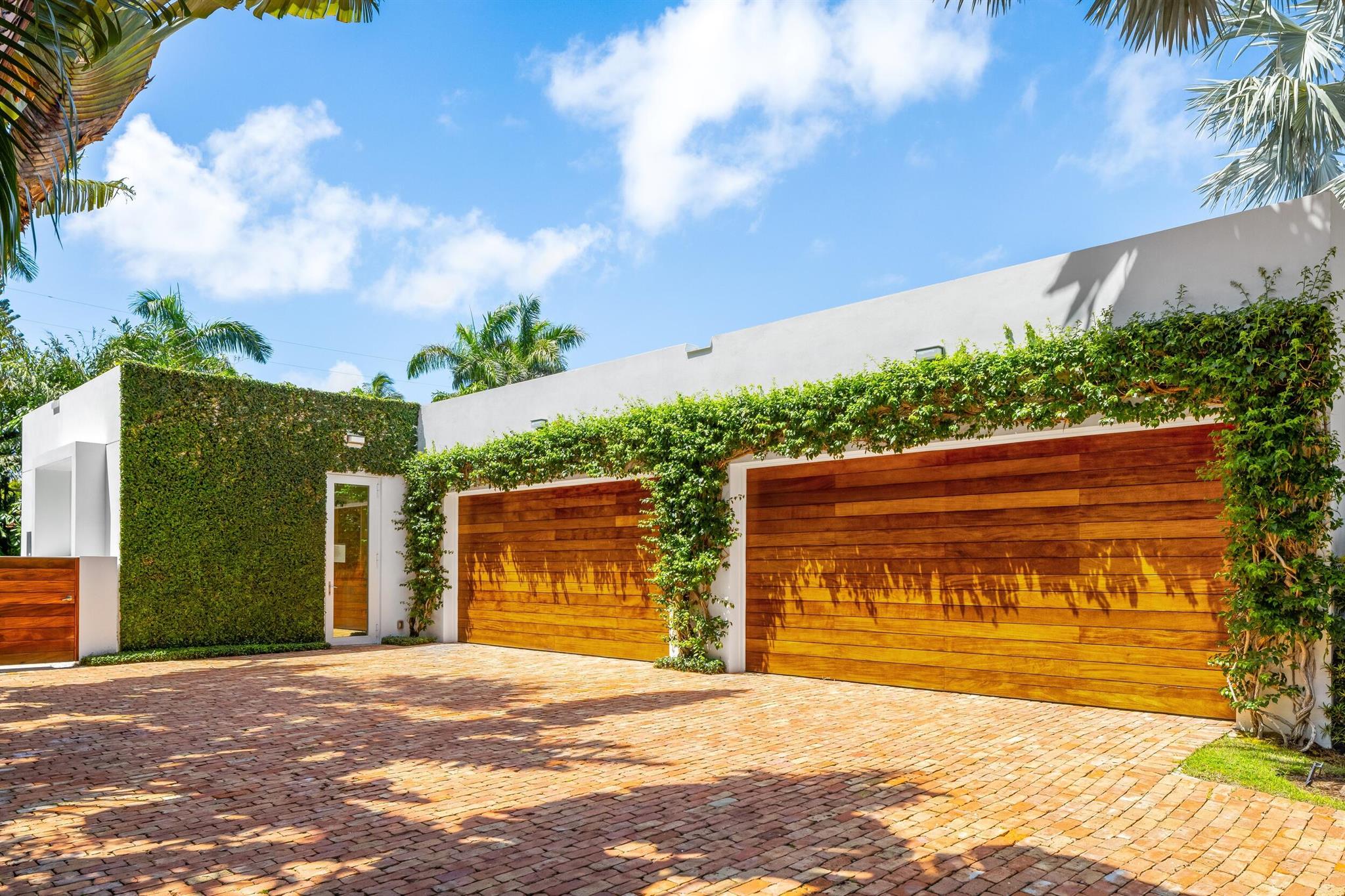 POINCIANA PARK - Residential