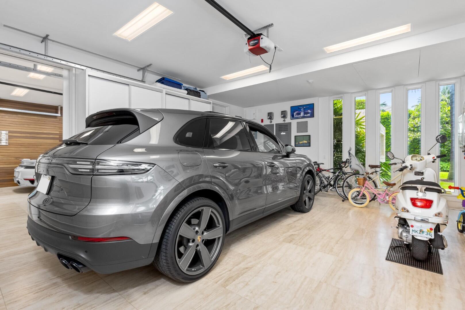 POINCIANA PARK - Residential