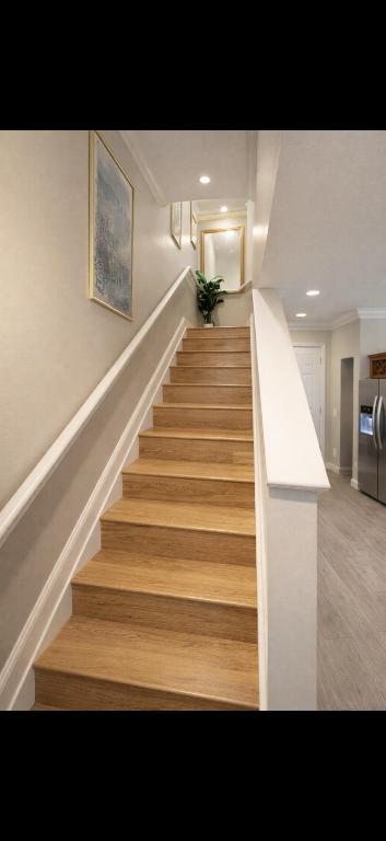 CHARTER CLUB OF PALM BEACH - Residential