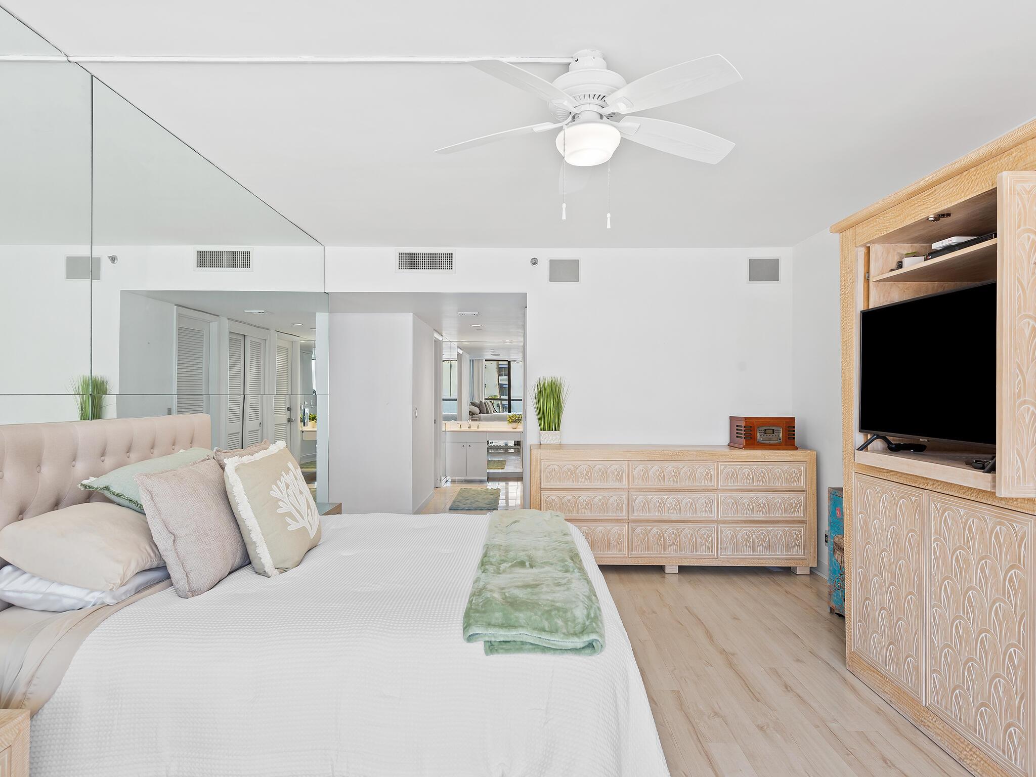 VILLA MAGNA CONDO - Residential