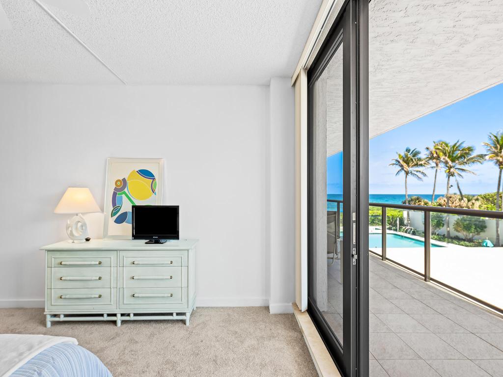 VILLA MAGNA CONDO - Residential