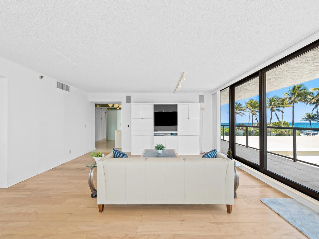 VILLA MAGNA CONDO - Residential