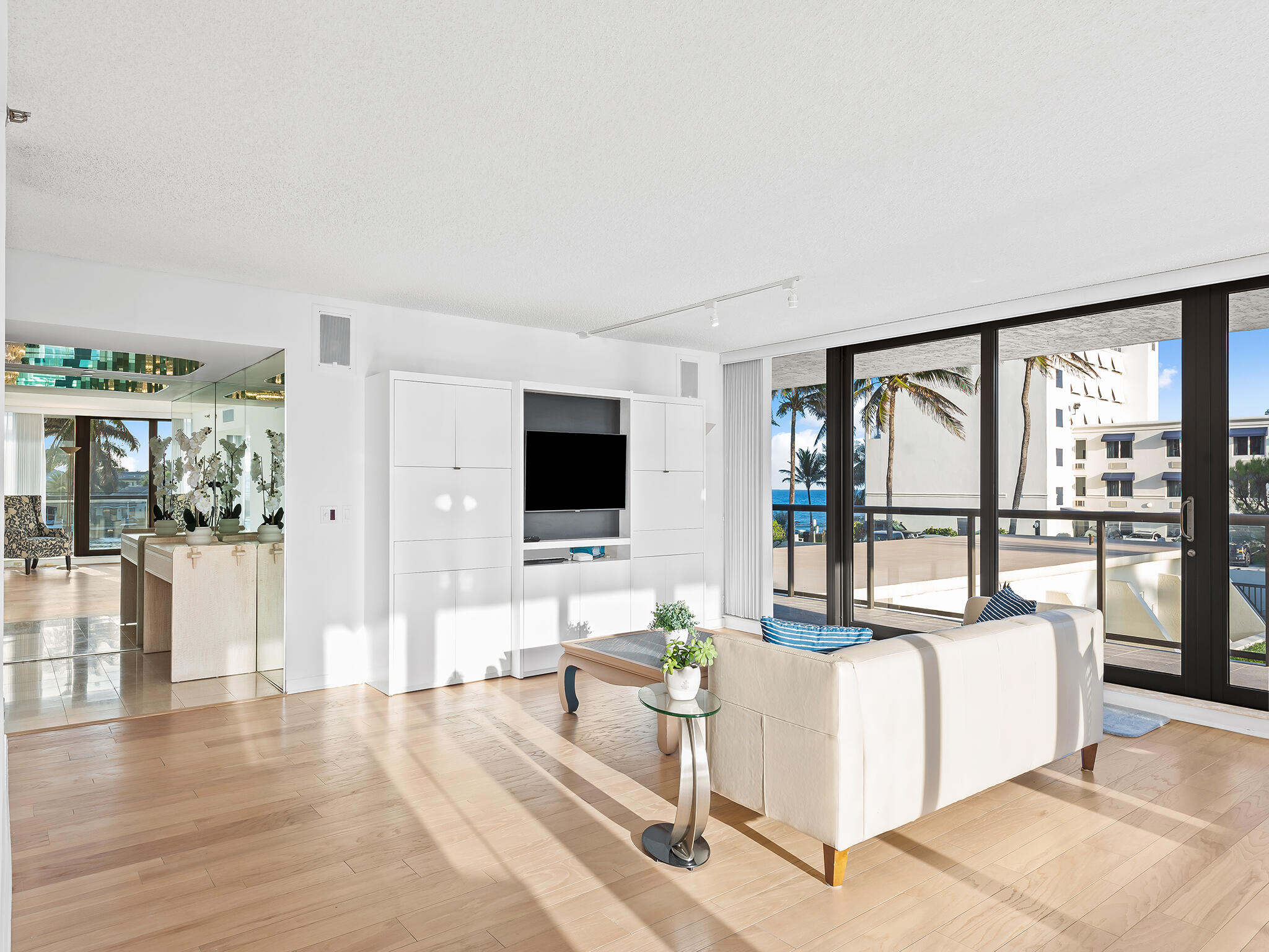 VILLA MAGNA CONDO - Residential