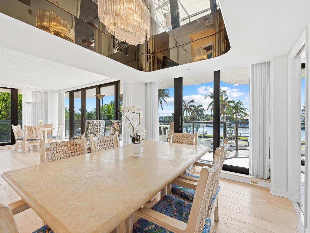 VILLA MAGNA CONDO - Residential