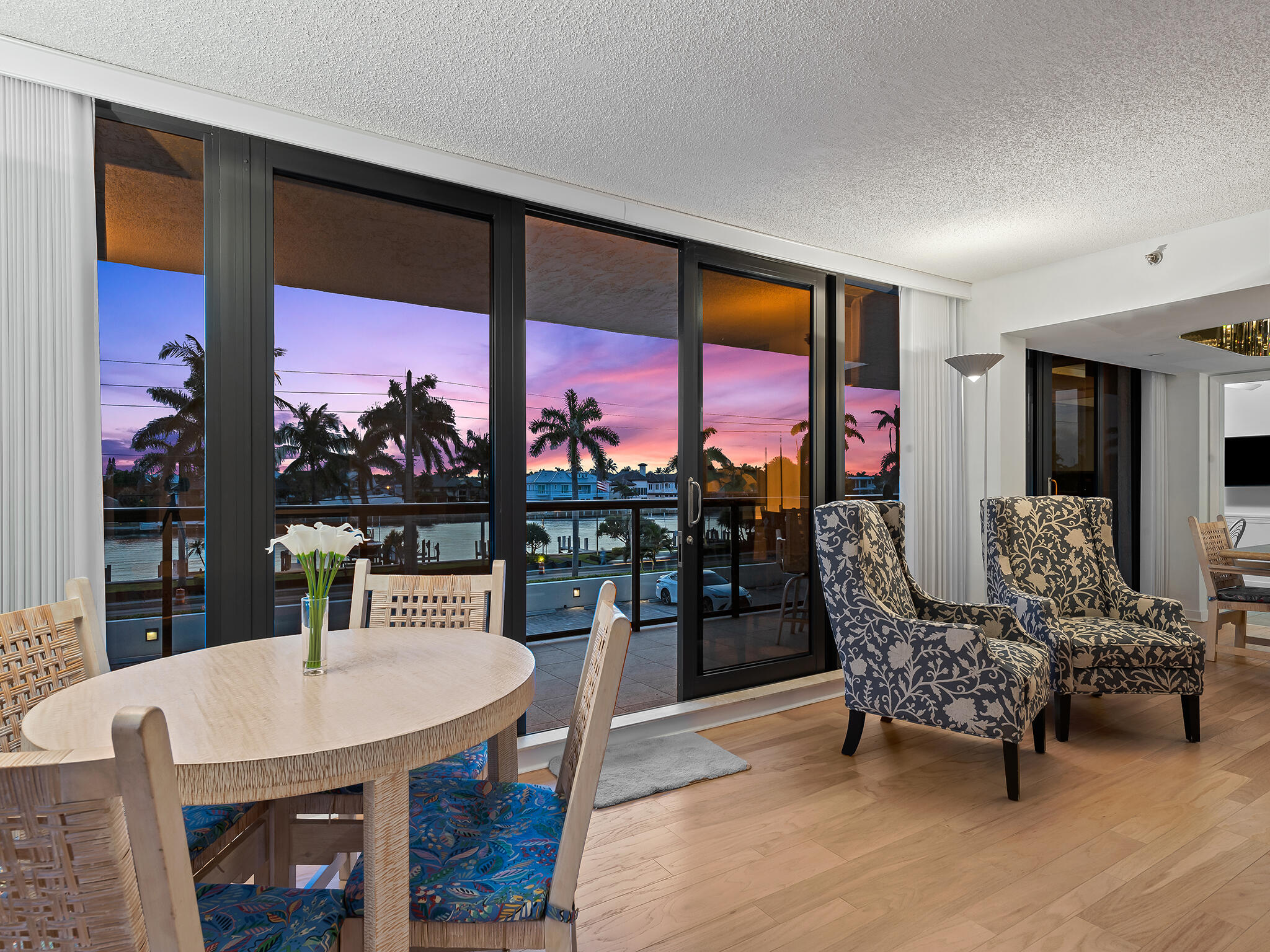 VILLA MAGNA CONDO - Residential