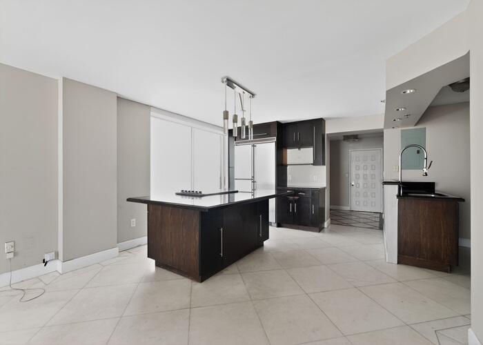 LE TRIANON CONDO - Residential