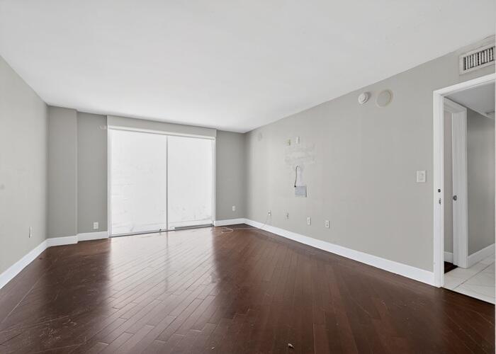 LE TRIANON CONDO - Residential