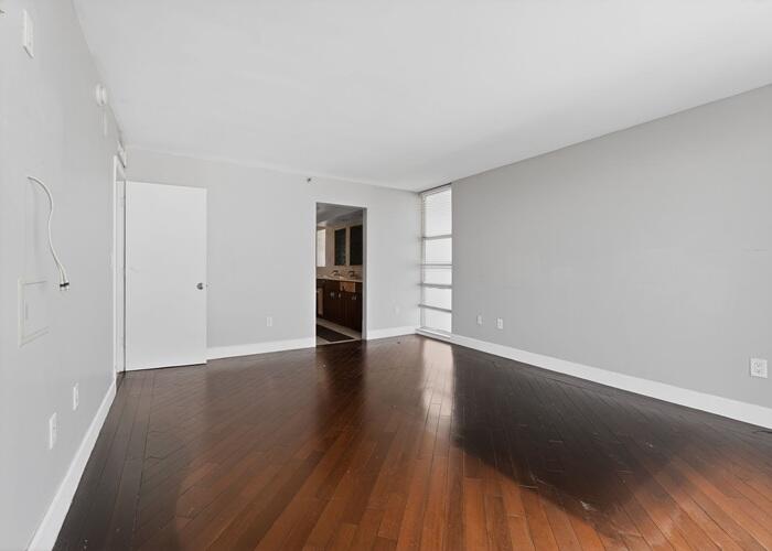 LE TRIANON CONDO - Residential